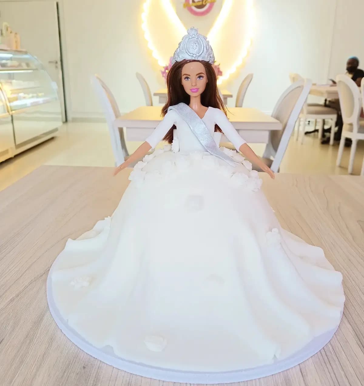 Barbie Cake