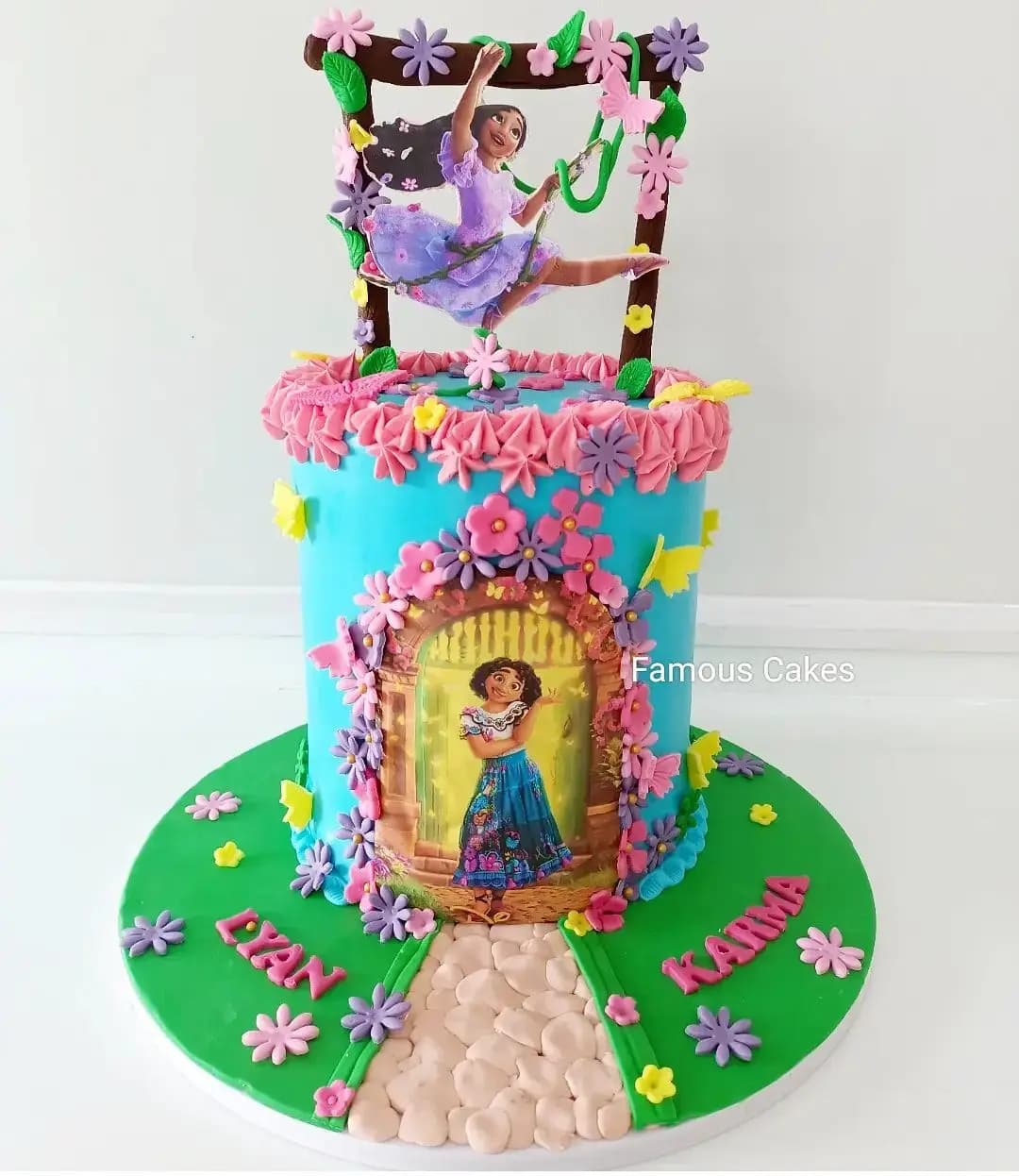 Encanto Cake