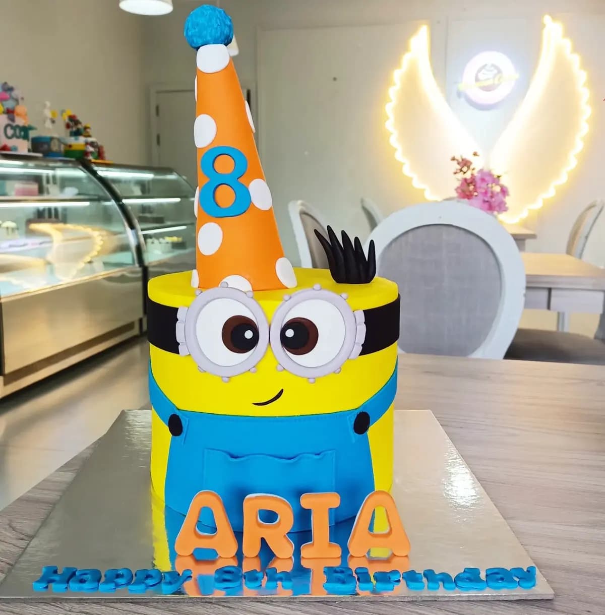 Minion Cake